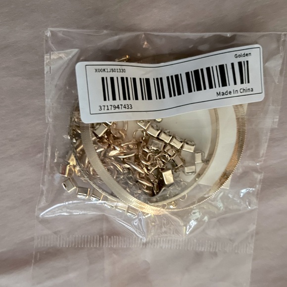 NWT 5 Pc Fashion Sparkling Faux Diamond Geometric Cutout Women Bracelet - Picture 6 of 9